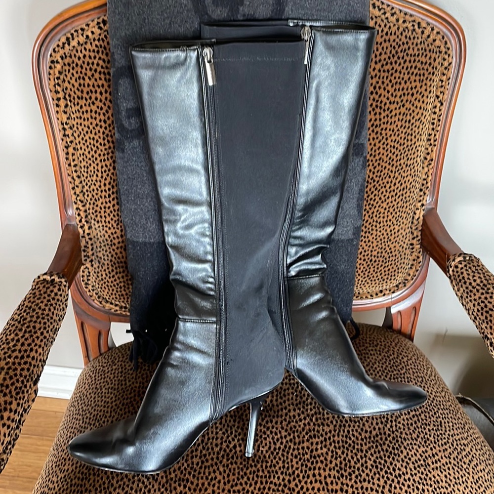 White House / Black Market Boots